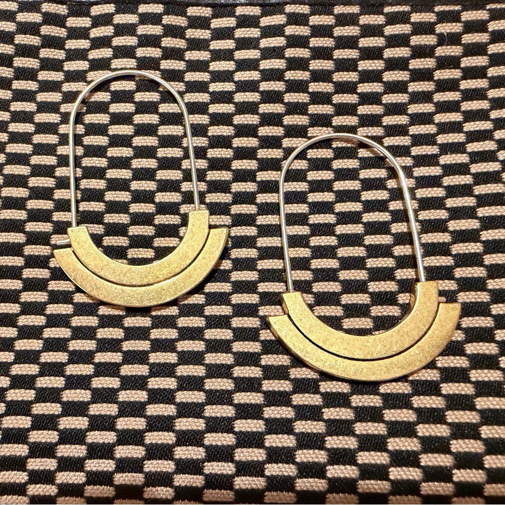 Bold & Elegant U-Drop Gold Earrings